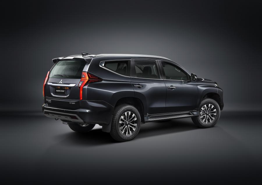  Mitsubishi Pajero Sport HPE-S 2020 года  (LA) (фото 11 из 38)
